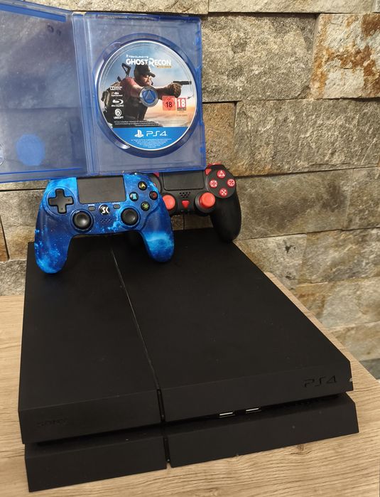 PlayStation 4 / Ps4 Phat Sony 500 GB HDD cu +20 de jocuri + 2 Manete Wireless + 1 Joc pe CD Cadou + Accesorii Incluse
