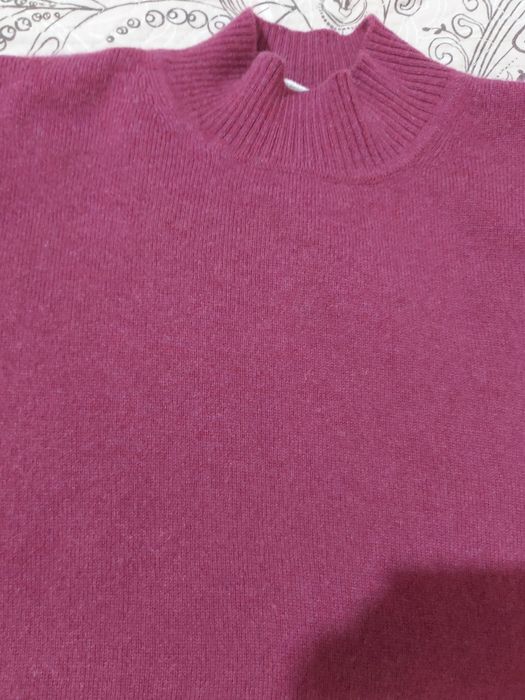 Pulover casmir +cadou Avon