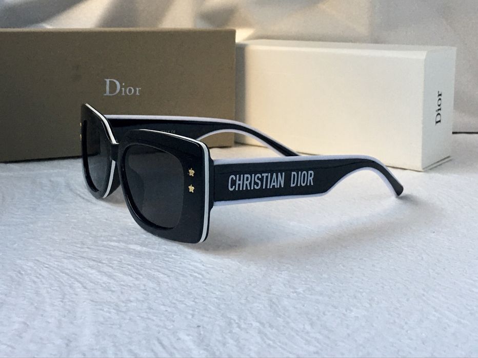 Дамски слънчеви очила правоъгълни 2 цвята