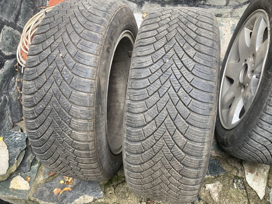 Продават се гуми 205/55/16