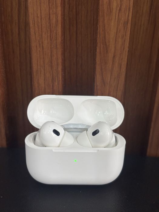 Airpods pro 2   .