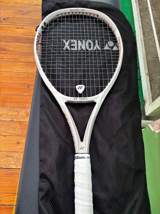 Yonex VCORE 100 Sand Beige