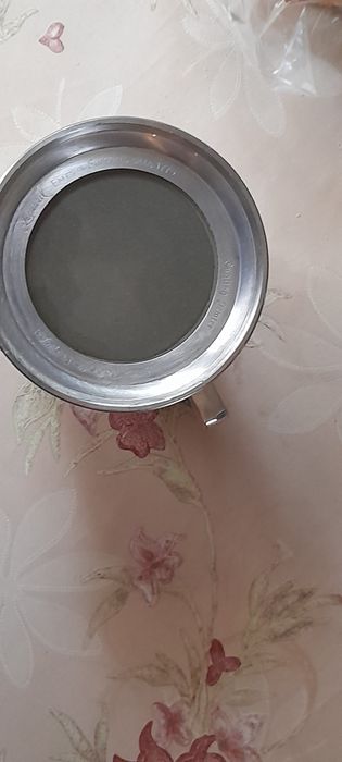 Стара метална халба