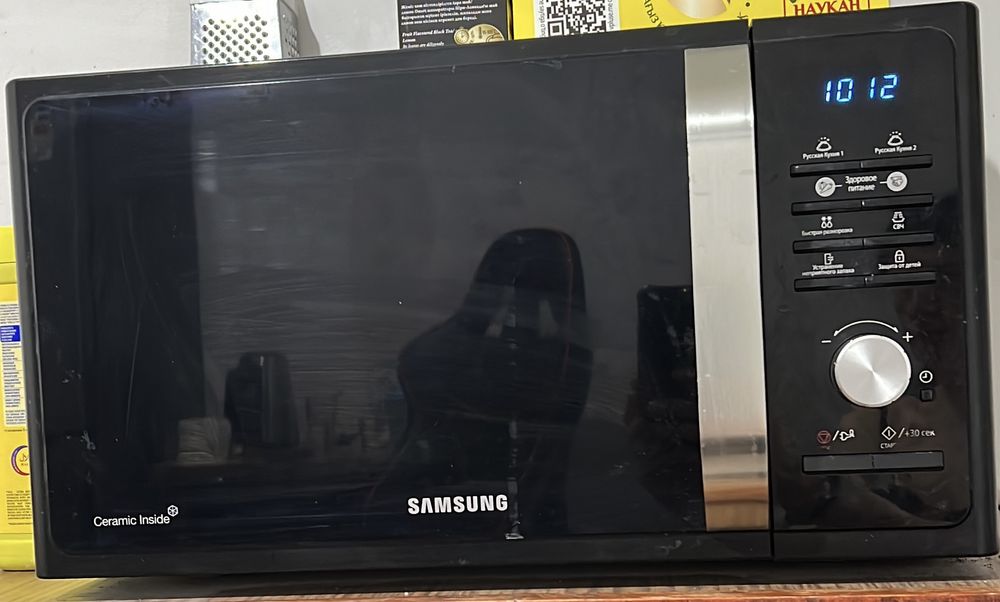 Микроволнвка в отличном состоянии