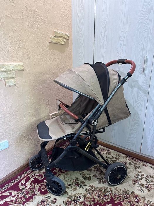 Продам детскую коляску