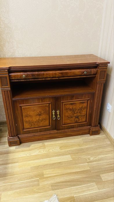 Мебель в гостинную.