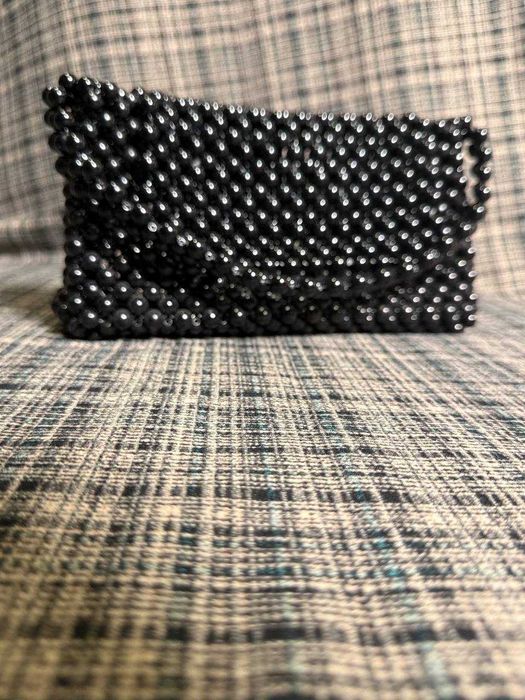 Sumka qolda yasalgan qol mehnatida