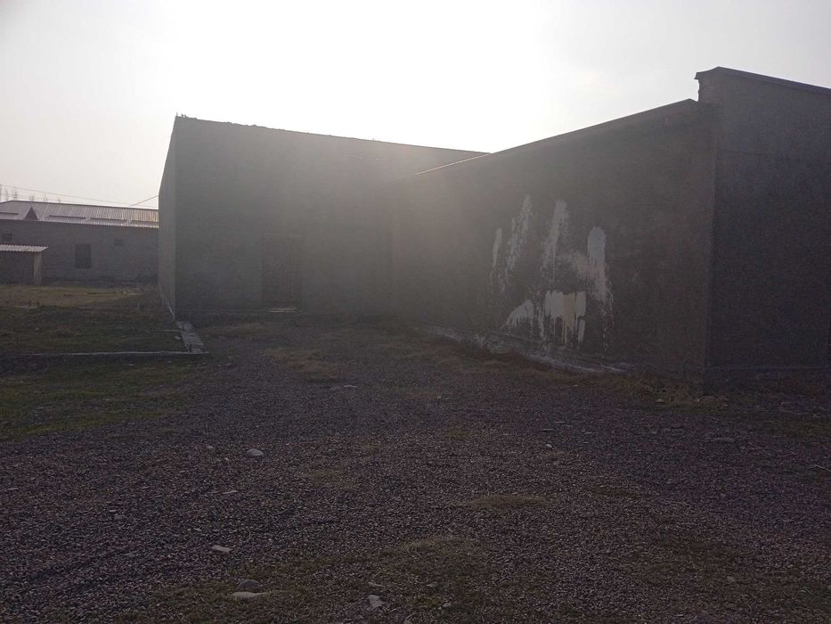 Нурбодда шахарчасида бино иншоат сотилади