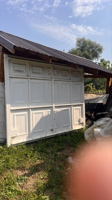 Usa garaj electrica si manuala 2.73 latime pe 2.10 inaltime