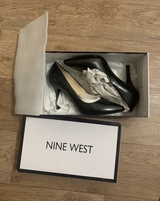 Продаются туфли кожаные Nine West новые