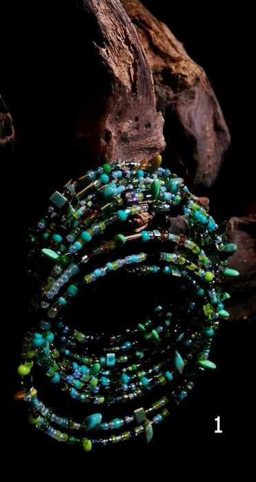 Вълшебни дизайнерски ръчно изработени гривни от Yana Art