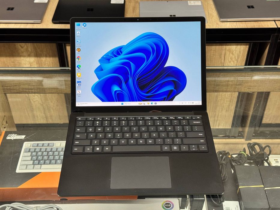 Microsoft Surface Laptop 4 i7-1185G7