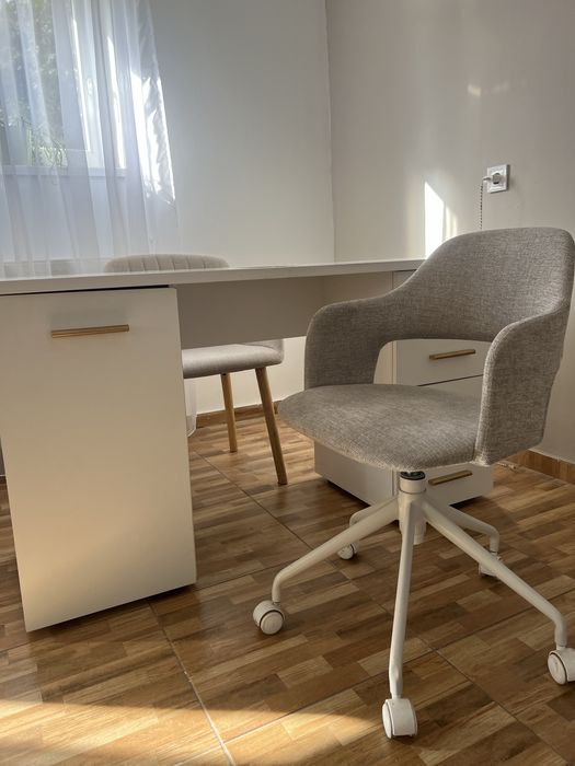 Birou/masa manichiura