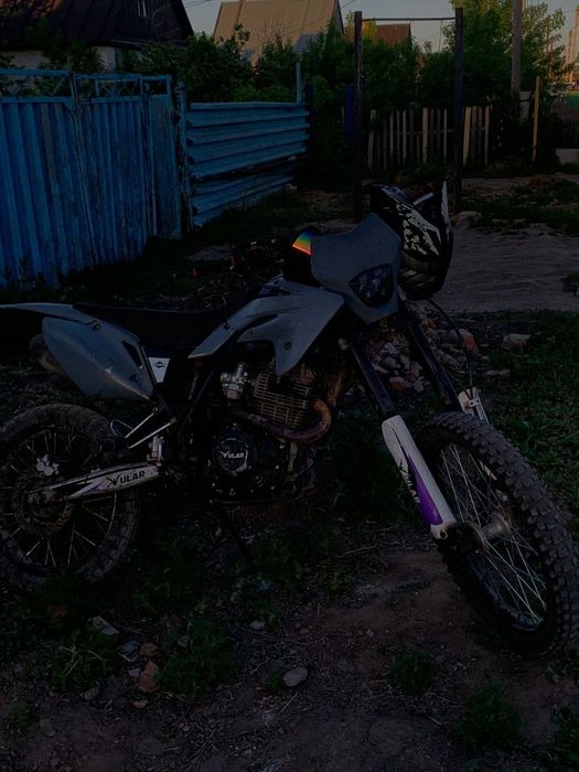 Продам эндуро 250