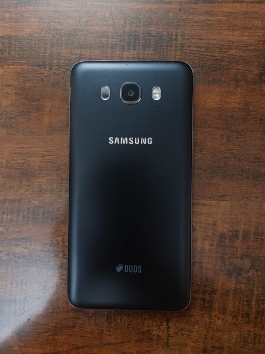 Продам мобильные телефоны