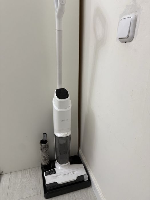 Пылесос TROUVER K10 белый