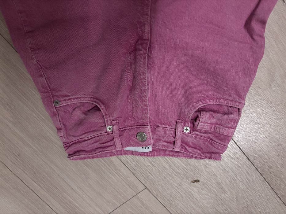 розовые джинсы Zara