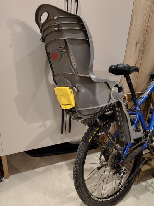 Продам детские сиденья на велосипед