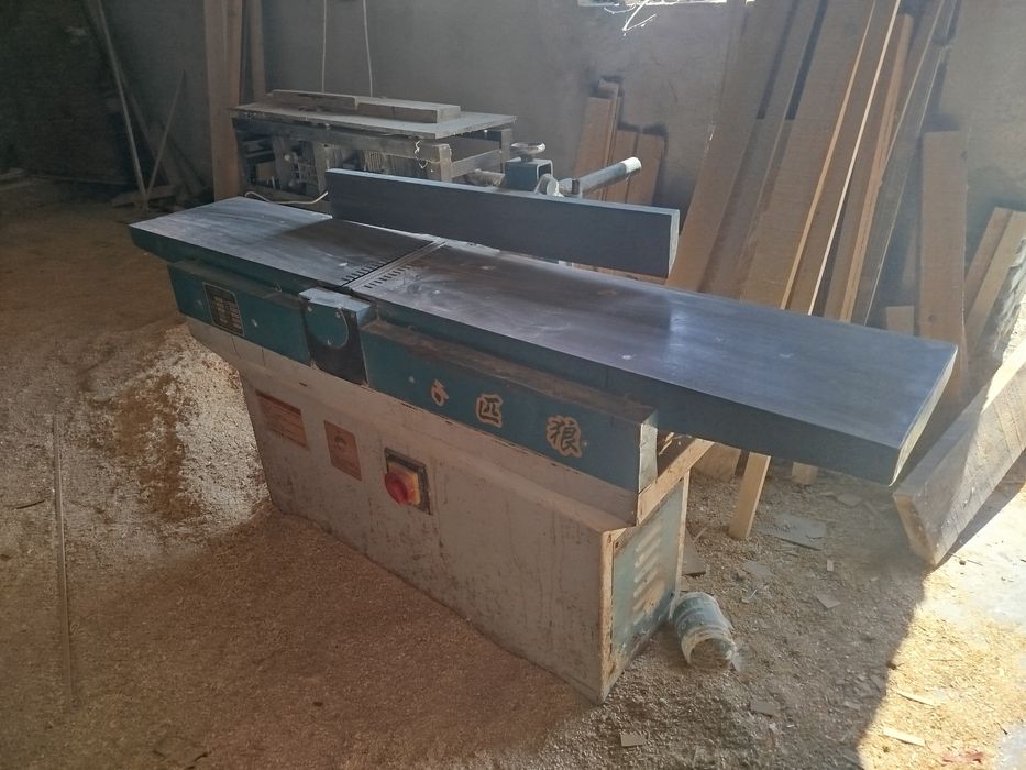 Фуган 1000$. Компрессор 500$ рейсмус  800 $