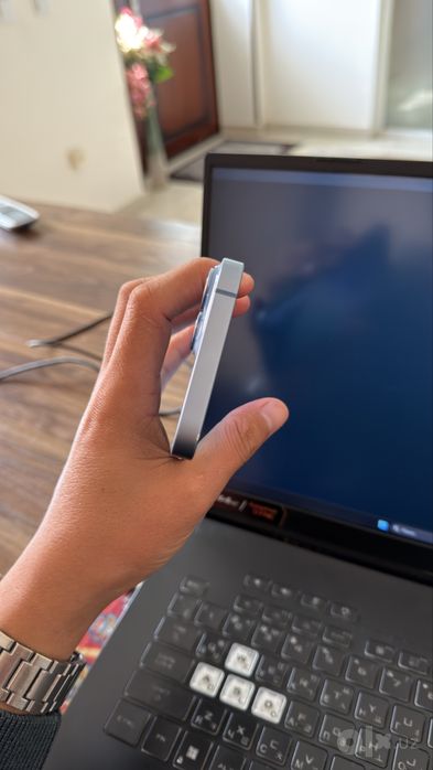 Iphone 14 holati yaxshi, hamma joyi radnoy