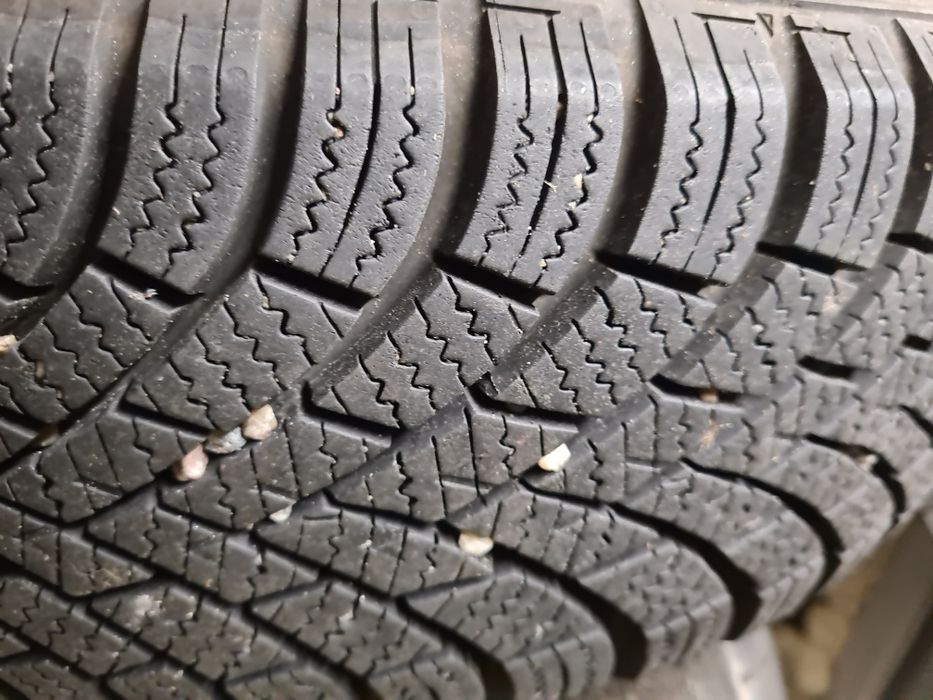 Anvelope 185/65/15 4buc