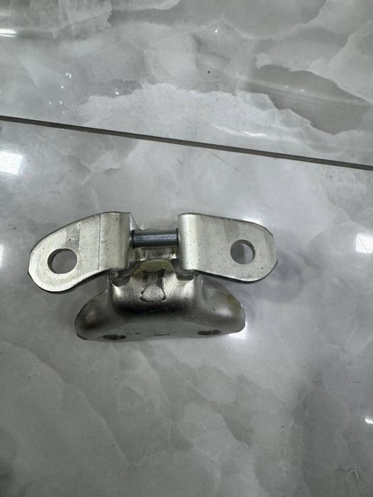 Toyota BZ4X Auto zapchasti