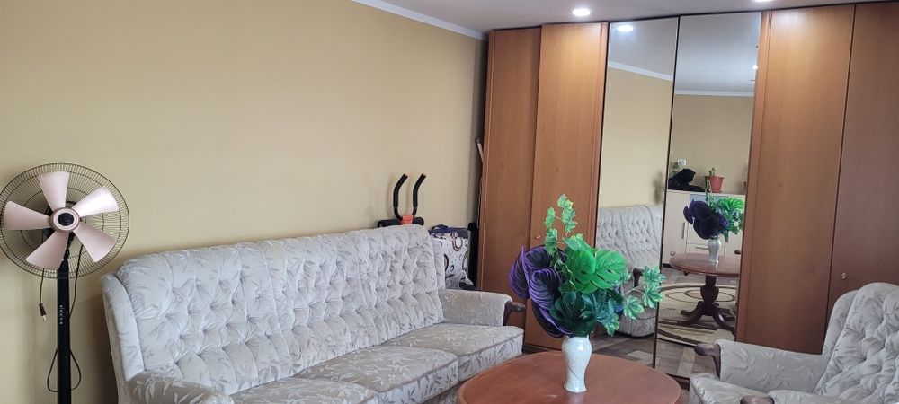 Apartament 3 camere 98mp