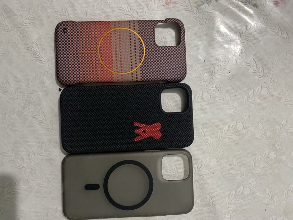 Karbon chexol va qolga 2 tasi bonus