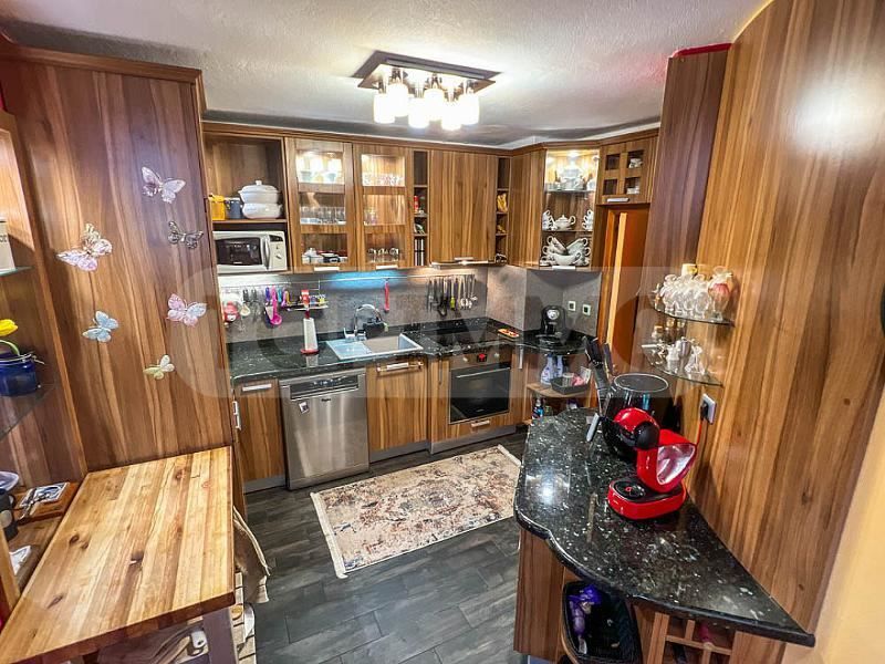 Продава се Къща в с. Рогачево, Област Добрич - 400 кв.м за 1300 €/кв.м - Снимка #7