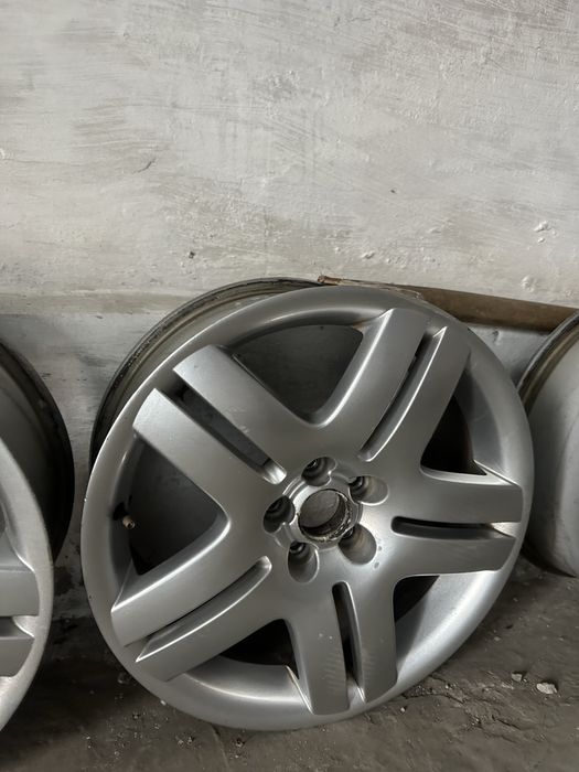 Диски R17 5*100 .