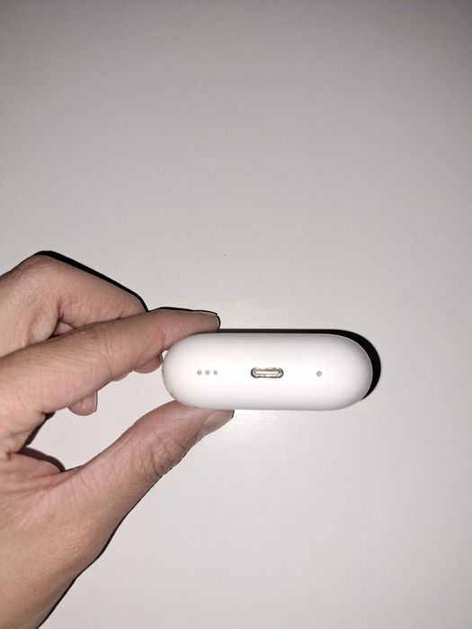 Airpods pro 2.