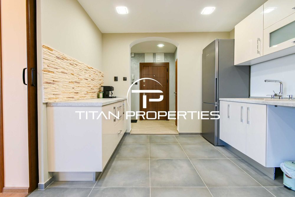 Продава се Тристаен апартамент в София, Люлин 8 - 100 кв.м за 3000 €/кв.м - Снимка #6