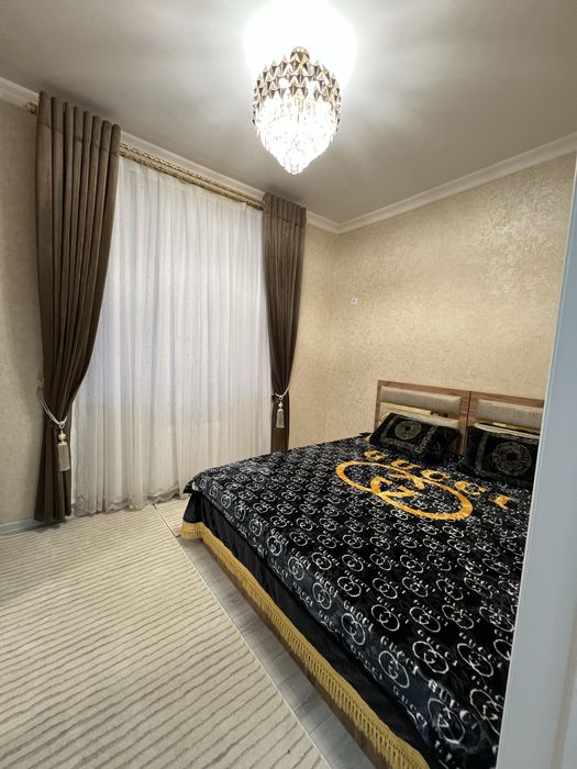 Qarshi shaxridan 3-xonalik kvartira sotiladi