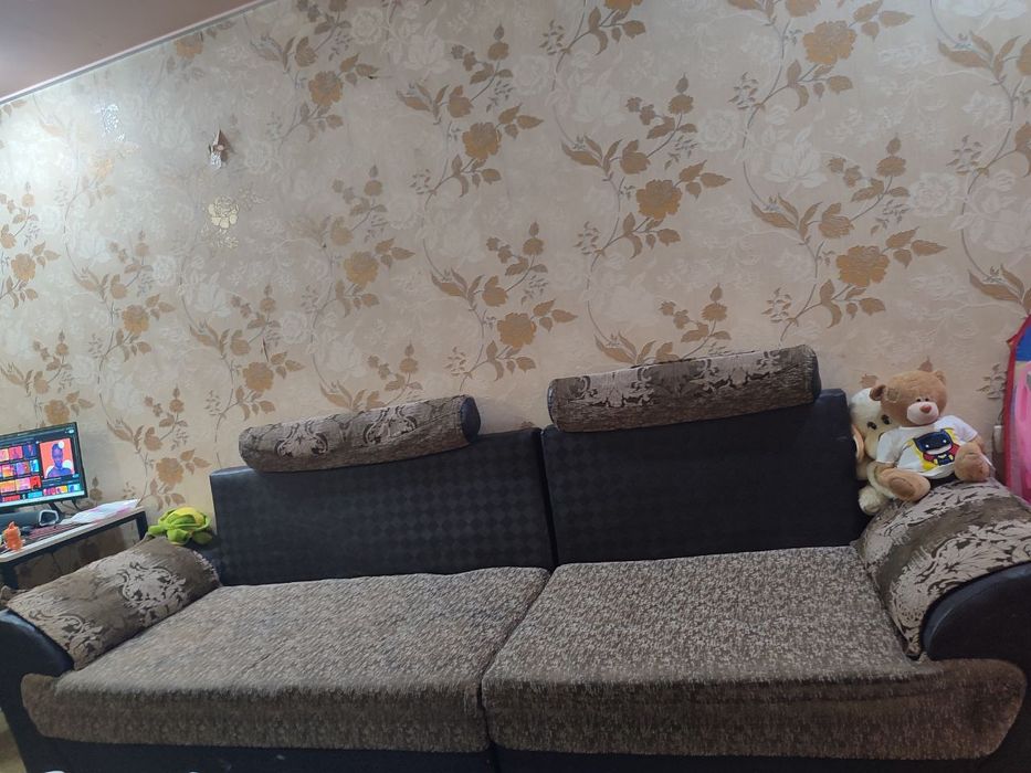 Продаю Диван б/у