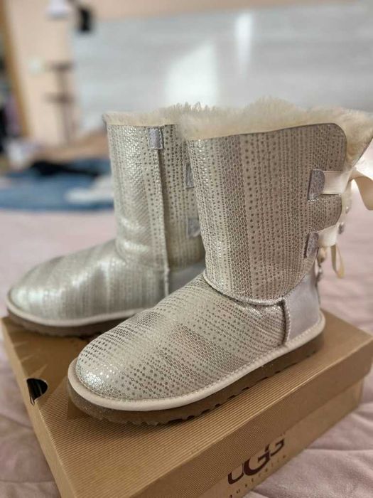 Оригинални UGG Bailey Charms – размер 39, с кутия