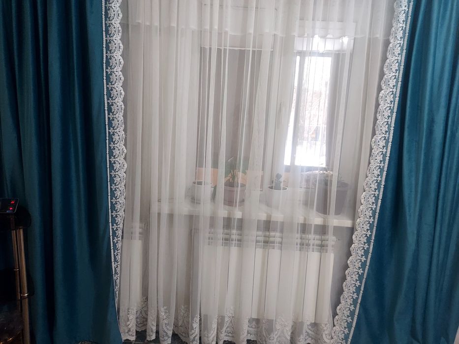 Продам комплект штор в отличном состоянии