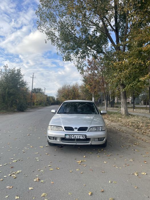 Nissan Primera P11