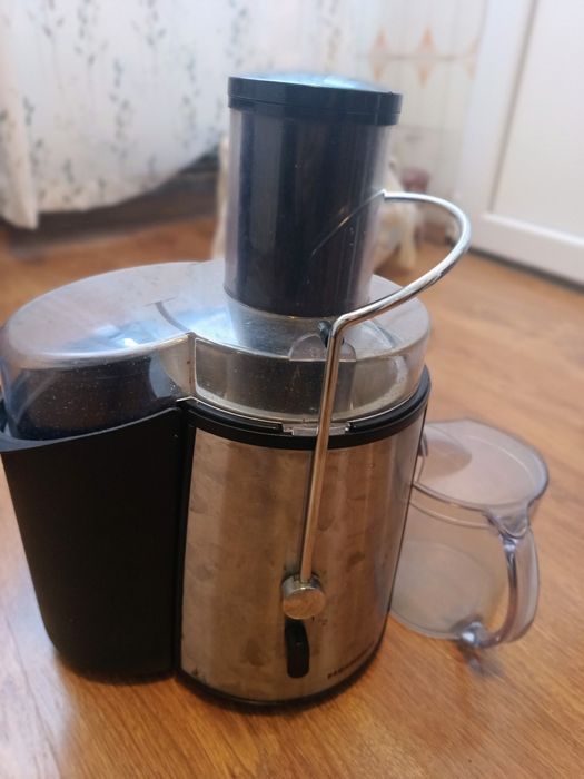 Storcător de fructe și legume Heinner