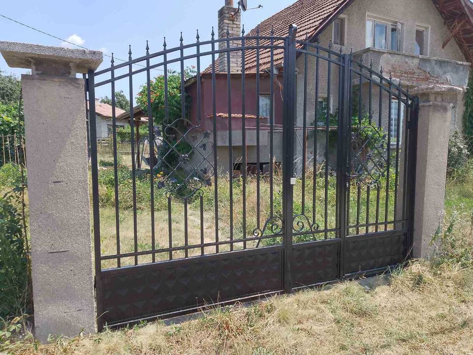 Парапети и огради от желязо