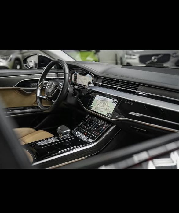 AUDI A8 2022 — imagine 4