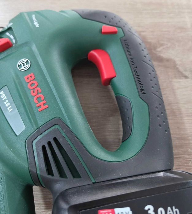 Акумулаторен прободен трион BOSCH PST 18 Li