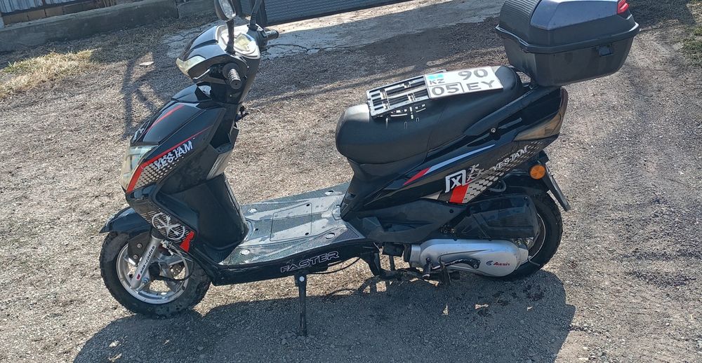 Срочно продаю мопед