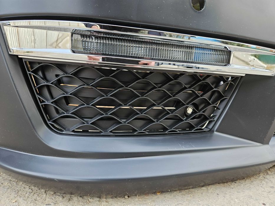 Bara Fata Mercedes C Class W204 AMG Look Facelift