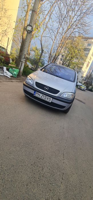 Vând Opel Zafira 1.6 cu 7 locuri