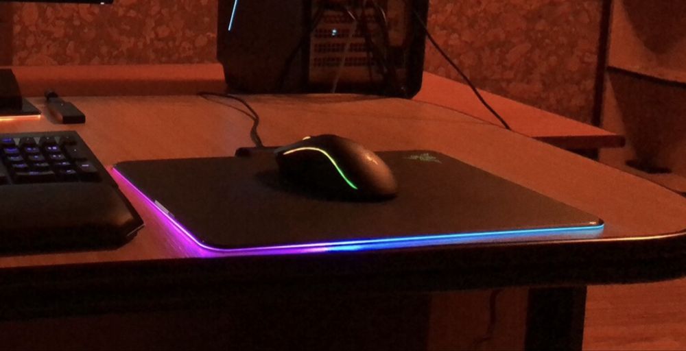 Razer Firefly RGB