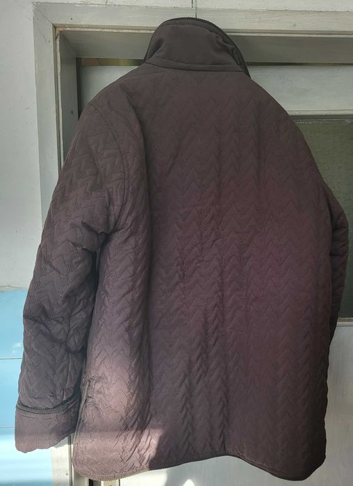 Продава дамски якета