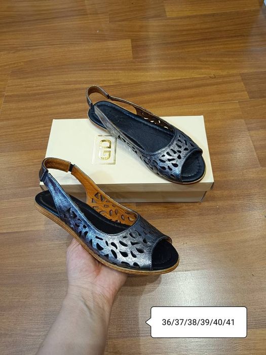 Продаются абсолютно новые басоножки натуральная кожа, 38 размер