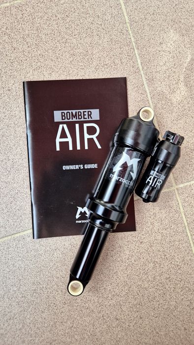 Shock nou Marzocchi Bomber Air, model nou 2025