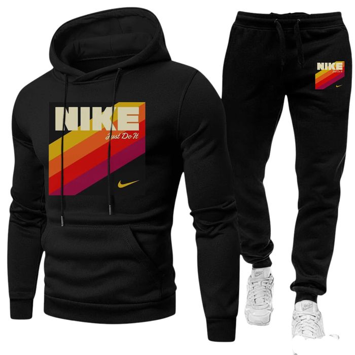 Спортни екипи мъжки и детски на Nike , суичър и долнище анцунг