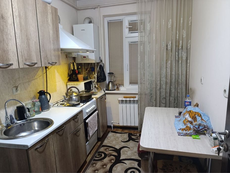 Сергели 3А да 2/4/7 срочно сотилади